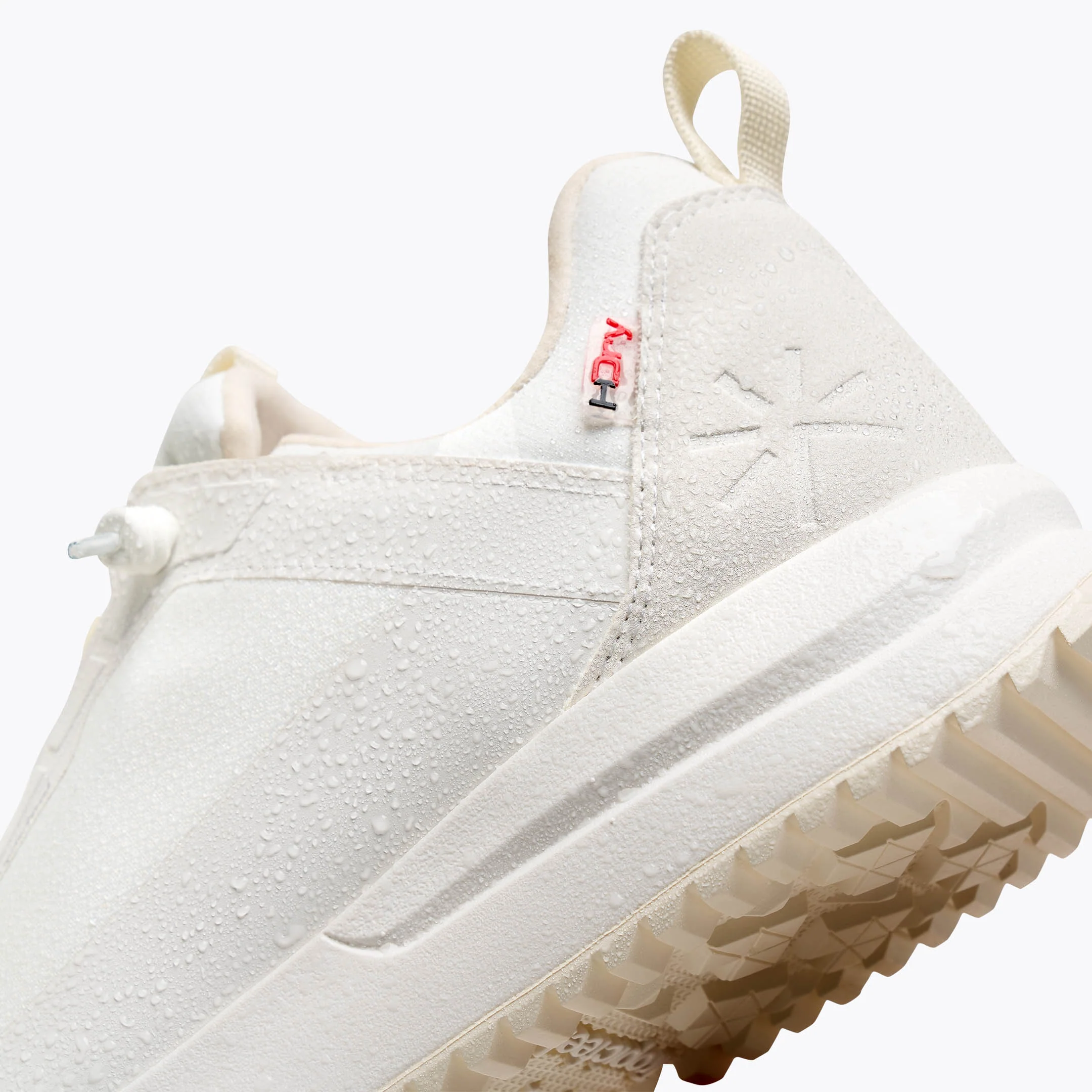 AT HDry® All White - Image 8
